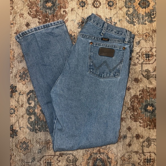 Wrangler Cowboy Cut Original Fit 13MWZAW Light Wash Jeans - Picture 1 of 4